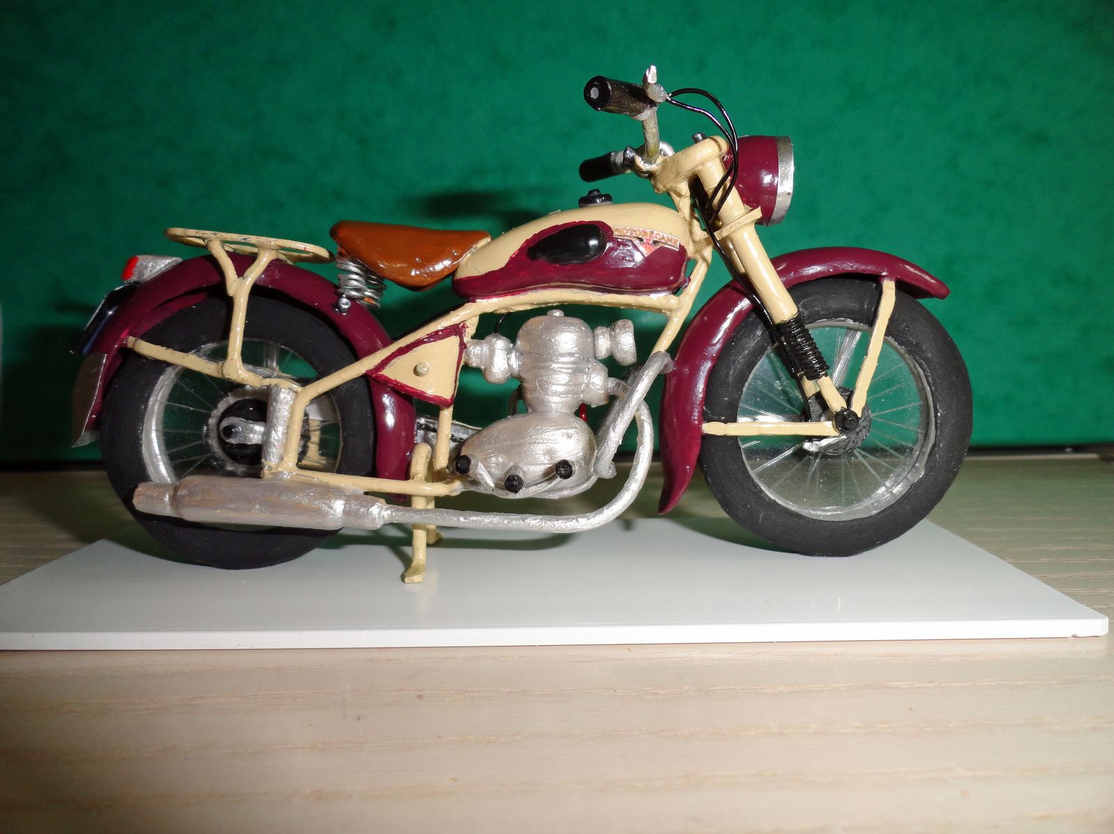 Prsentation de la Motobcane 125 cc de 1954 